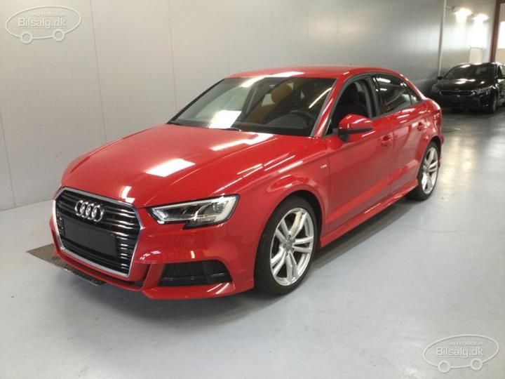 AUDI A3 SALOON 2019 wauzzz8v6ka089519