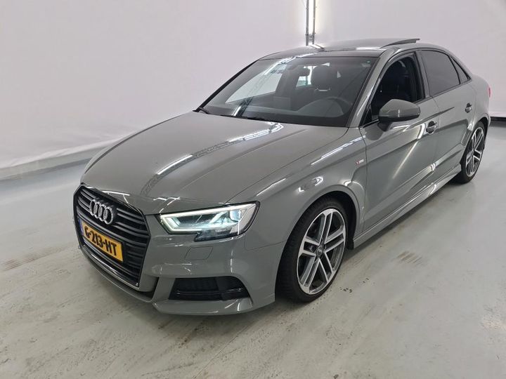 AUDI A3 2019 wauzzz8v6la014658