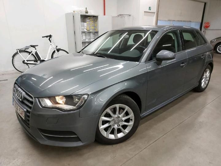 AUDI A3 SPORTBACK 2015 wauzzz8v7fa149569