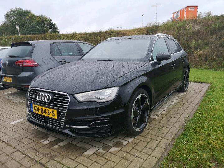 AUDI A3 SPORTBACK 2015 wauzzz8v7ga037839