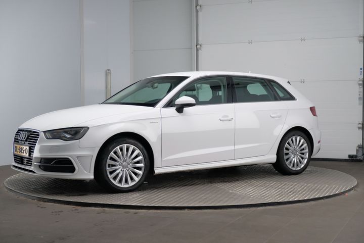 AUDI A3 SPORTBACK 2015 wauzzz8v7ga038067