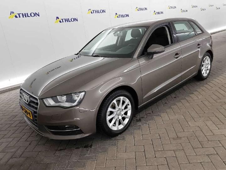 AUDI A3 SPORTBACK 2016 wauzzz8v7ga136869