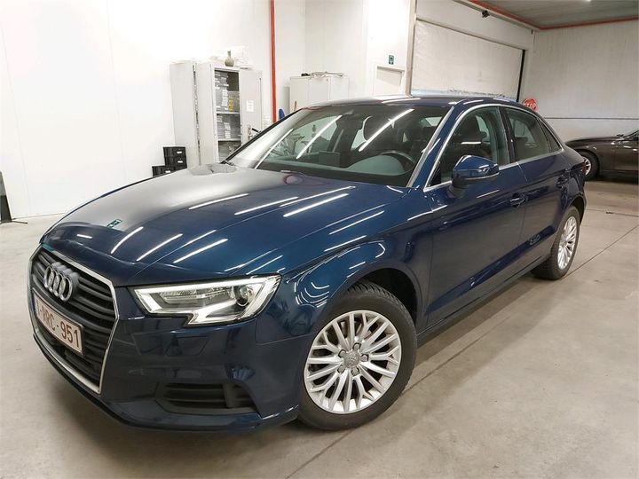 AUDI A3 BERLINE 2017 wauzzz8v7h1047448