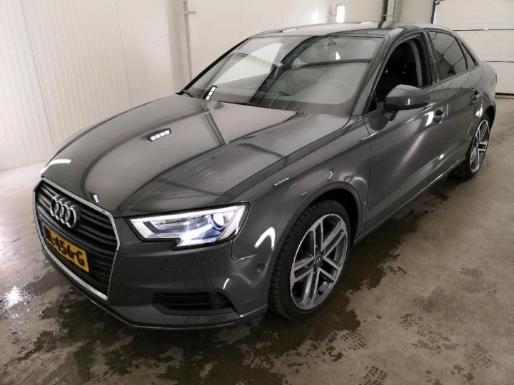 AUDI A3 2017 wauzzz8v7h1056733