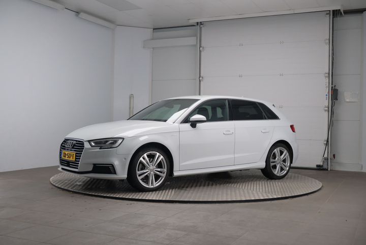 AUDI A3 SPORTBACK 2016 wauzzz8v7ha069109