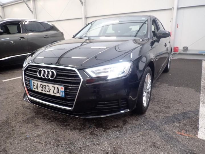 AUDI A3 SPORTBACK 2018 wauzzz8v7ha116493