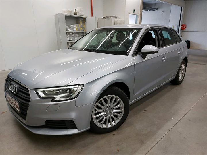 AUDI A3 SPORTBACK 2017 wauzzz8v7ha119278