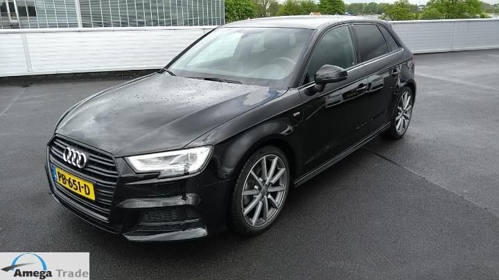 AUDI A3 SPORTBACK 2017 wauzzz8v7ha137747