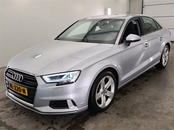 AUDI A3 2018 wauzzz8v7j1033877