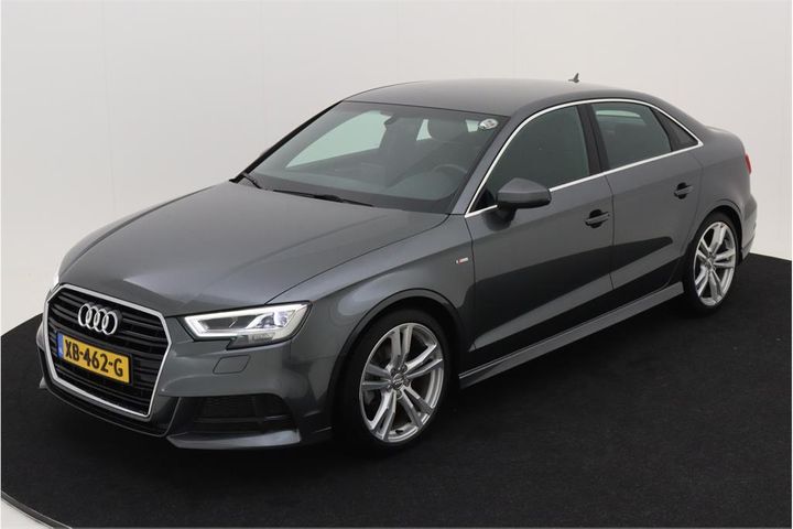 AUDI A3 LIMOUSINE 2018 wauzzz8v7j1036052