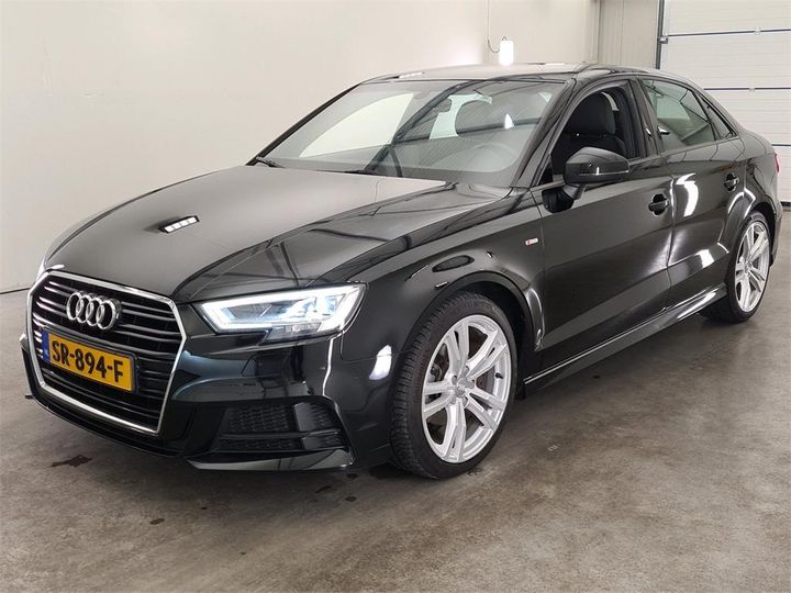 AUDI A3 2018 wauzzz8v7j1066331