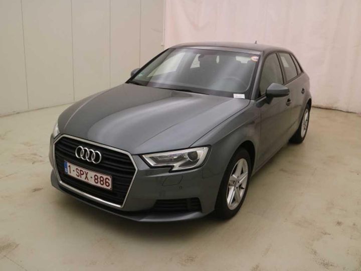 AUDI A3 2017 wauzzz8v7ja000717