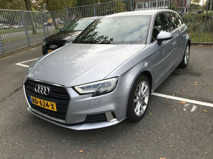 AUDI A3 SPORTBACK 2017 wauzzz8v7ja012365