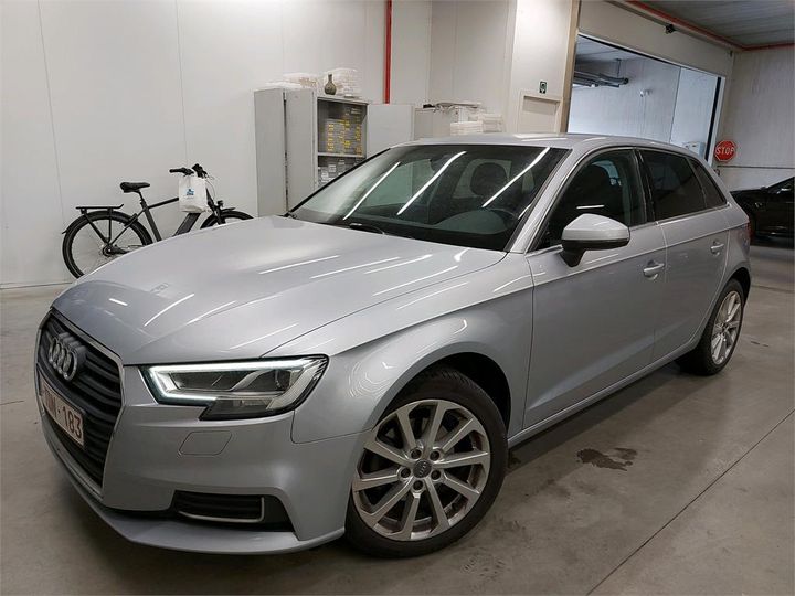 AUDI A3 SPORTBACK 2017 wauzzz8v7ja043518