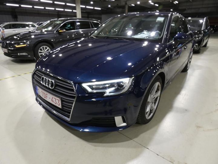 AUDI A3 SPORTBACK 2017 wauzzz8v7ja043955