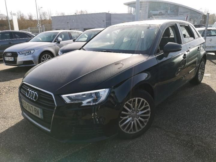 AUDI A3 SPORTBACK 2017 wauzzz8v7ja045530