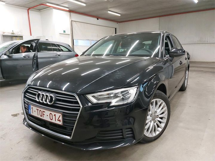 AUDI A3 SPORTBACK 2018 wauzzz8v7ja075580