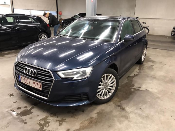 AUDI A3 SPORTBACK 2018 wauzzz8v7ja104978