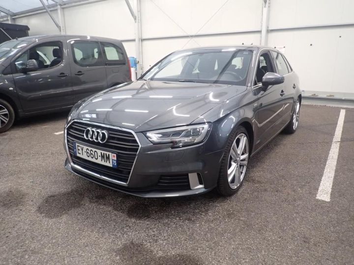 AUDI A3 SPORTBACK 2018 wauzzz8v7ja133882