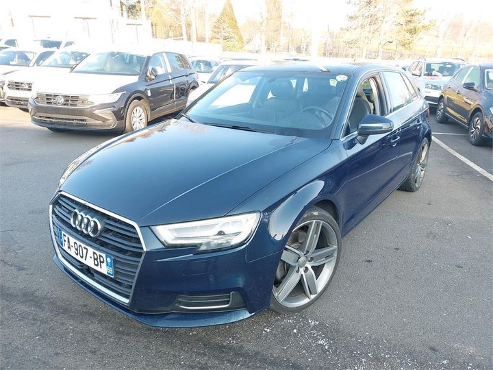 AUDI A3 SPORTBACK 2018 wauzzz8v7ja139715