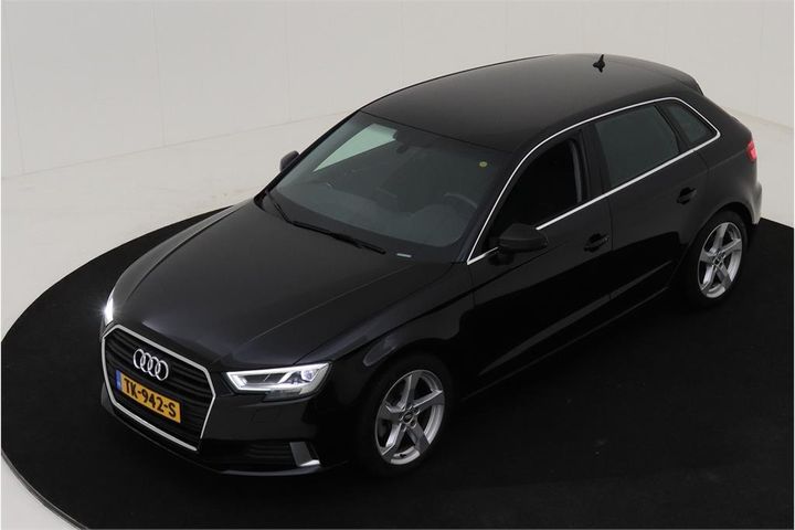 AUDI A3 SPORTBACK 2018 wauzzz8v7ja150326