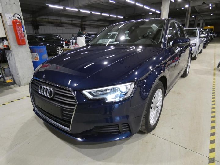 AUDI A3 SPORTBACK 2018 wauzzz8v7ka013033