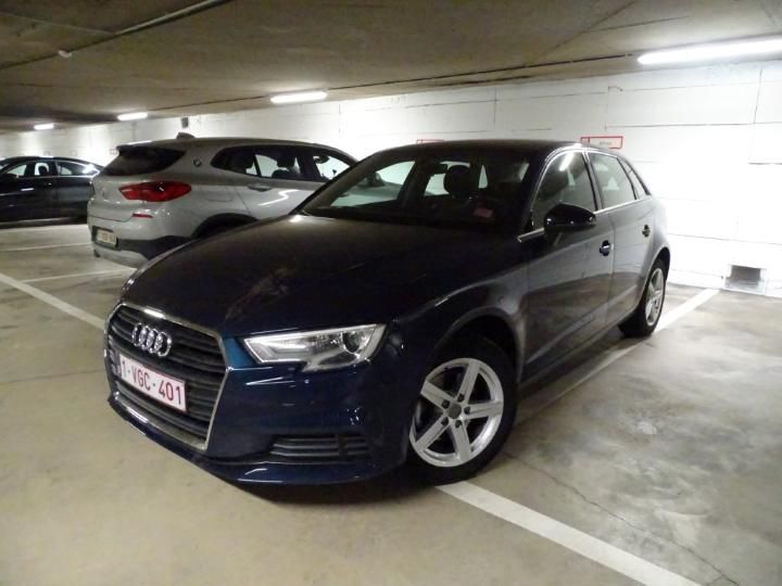 AUDI A3 SPORTBACK 2018 wauzzz8v7ka028566