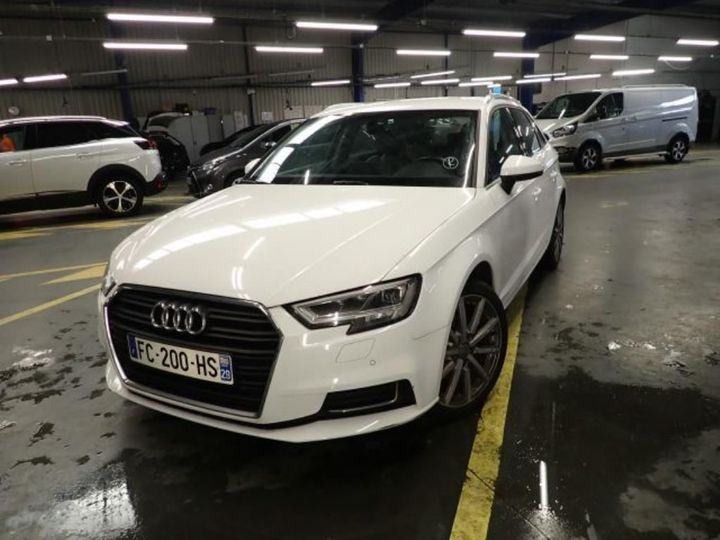 AUDI A3 SPORTBACK 2018 wauzzz8v7ka036876