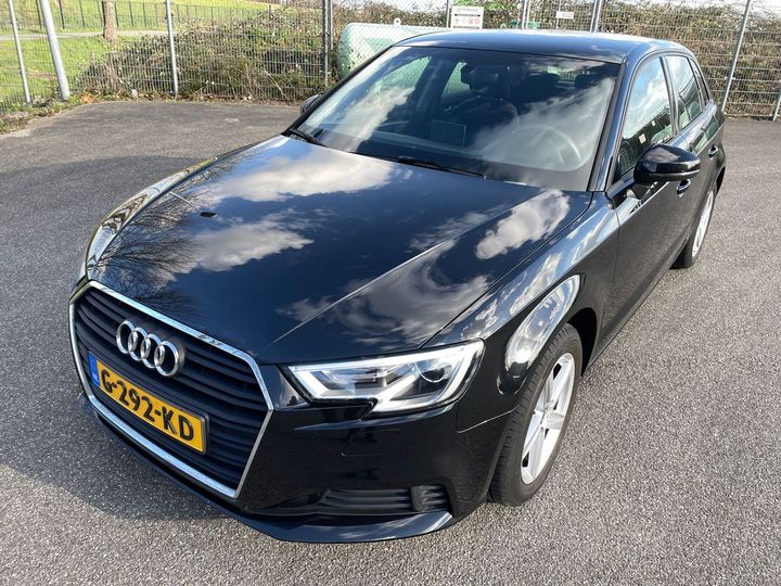 AUDI A3 SPORTBACK 2019 wauzzz8v7ka058022