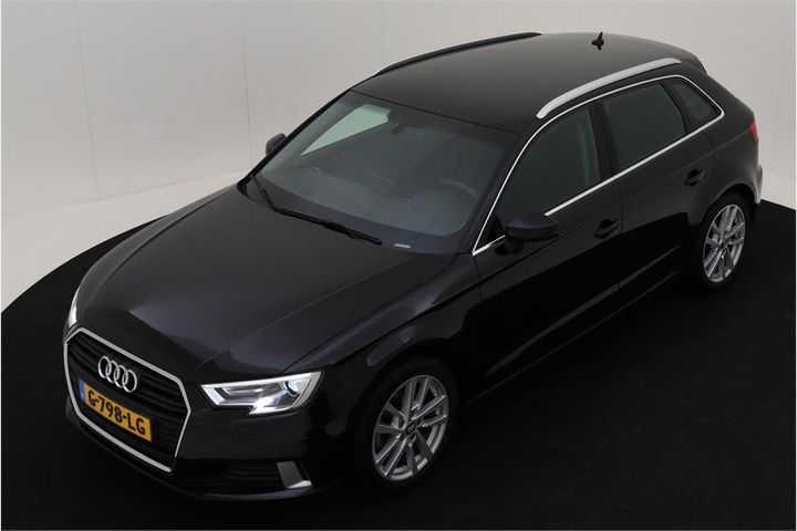 AUDI A3 2019 wauzzz8v7ka070977