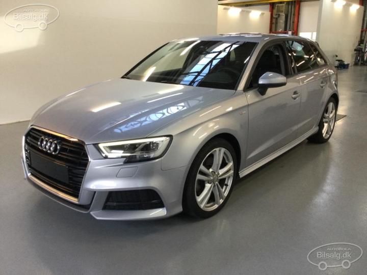 AUDI A3 SPORTBACK 2019 wauzzz8v7ka107087