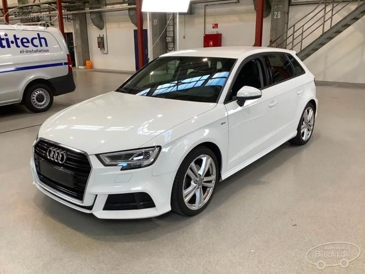 AUDI A3 SPORTBACK 2019 wauzzz8v7ka127937