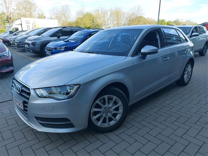 AUDI A3 SPORTBACK 2015 wauzzz8v8ga071045