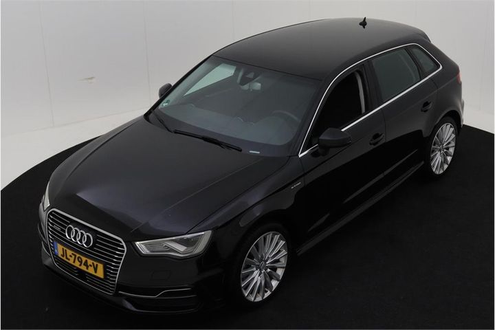 AUDI A3 SPORTBACK 2016 wauzzz8v8ga102620