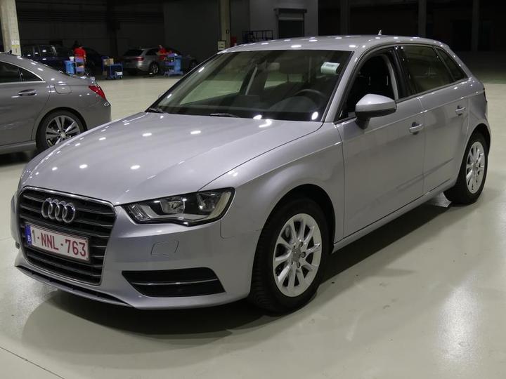 AUDI A3 SPORTBACK 2016 wauzzz8v8ga139490