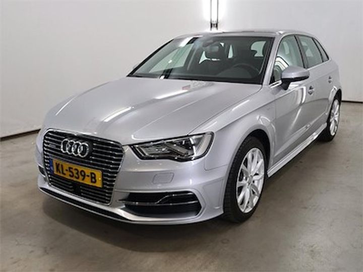 AUDI A3 SPORTBACK 2016 wauzzz8v8ga177480