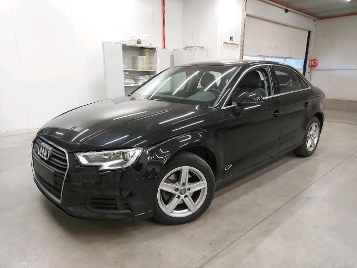 AUDI A3 BERLINE 2017 wauzzz8v8h1060483