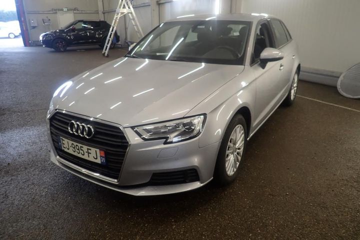 AUDI A3 SPORTBACK 2017 wauzzz8v8ha083410