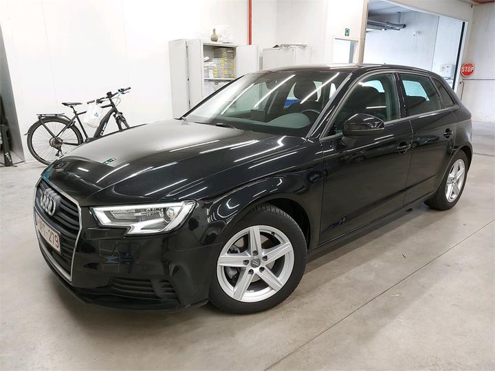 AUDI A3 SPORTBACK 2017 wauzzz8v8ha100304