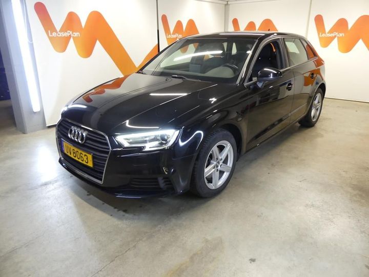 AUDI A3 SPORTBACK 2017 wauzzz8v8ha104837