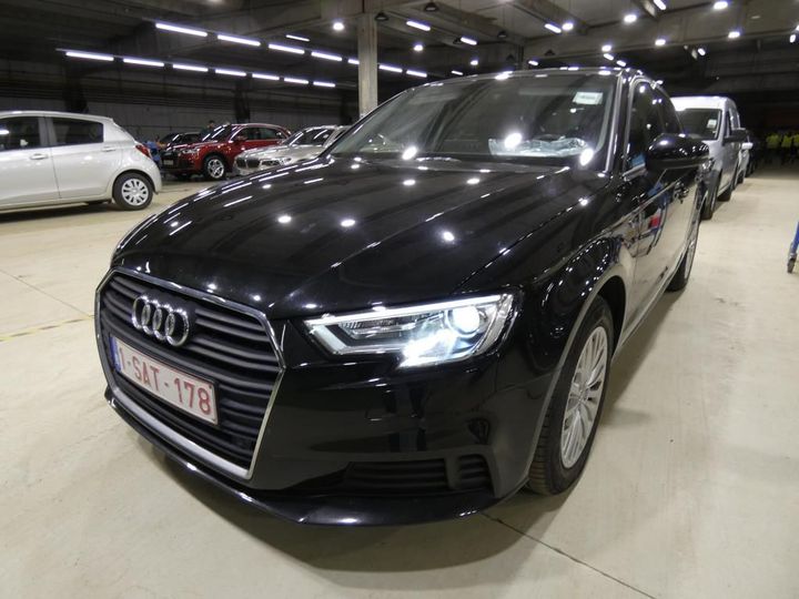 AUDI A3 SPORTBACK 2017 wauzzz8v8ha120939