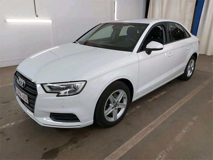 AUDI A3 BERLINE 2018 wauzzz8v8j1043821