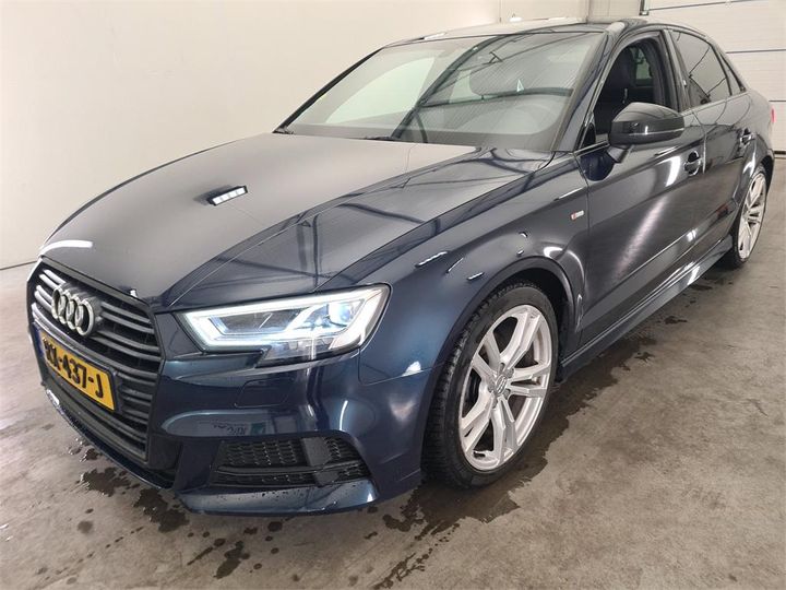 AUDI A3 2018 wauzzz8v8j1048422