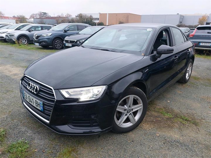 AUDI A3 BERLINE 2018 wauzzz8v8j1049053