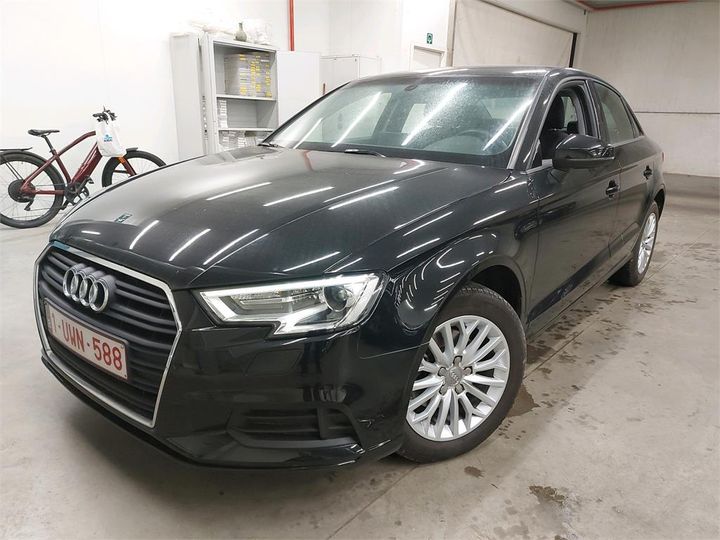 AUDI A3 BERLINE 2018 wauzzz8v8j1089147