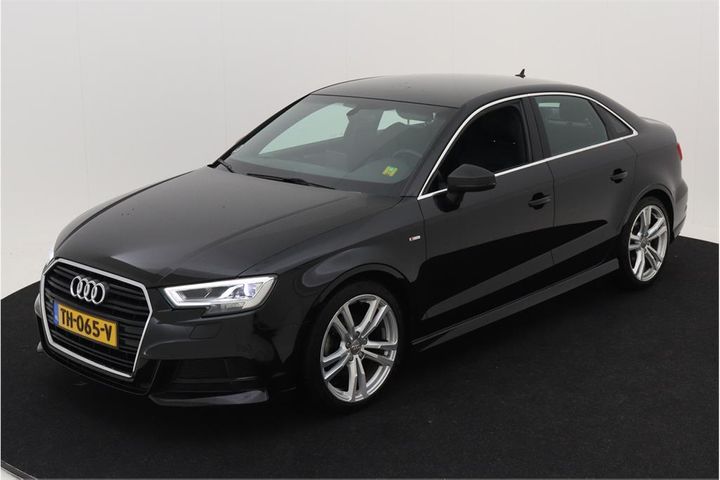 AUDI A3 LIMOUSINE 2018 wauzzz8v8j1094400