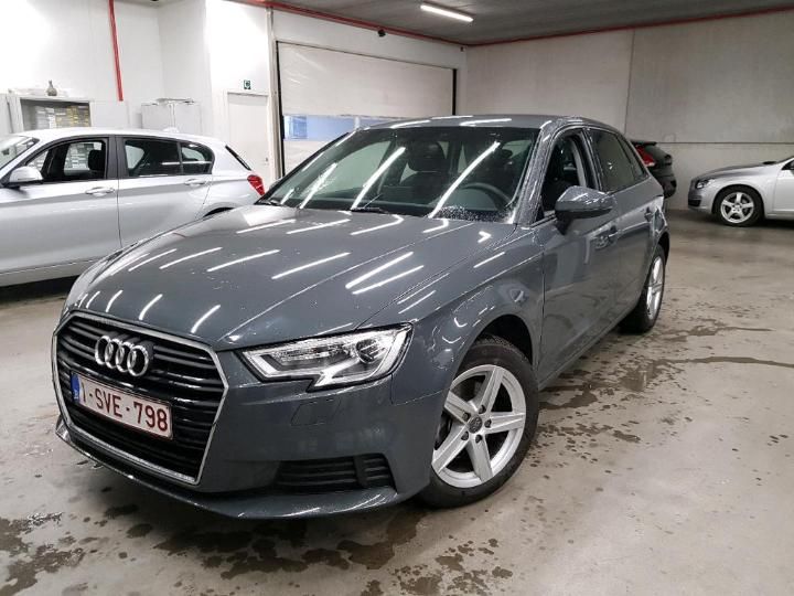 AUDI A3 SPORTBACK 2017 wauzzz8v8ja003514