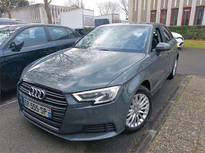 AUDI A3 SPORTBACK 2017 wauzzz8v8ja019213