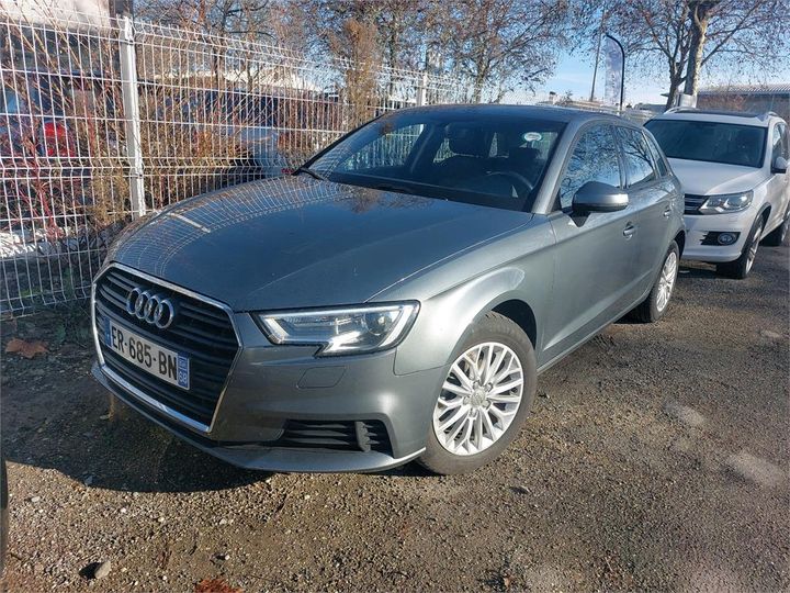 AUDI A3 SPORTBACK 2017 wauzzz8v8ja032284