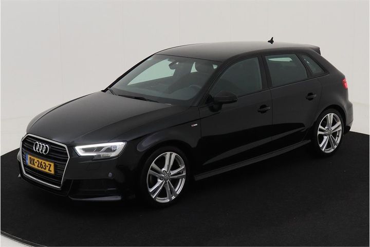 AUDI A3 SPORTBACK 2018 wauzzz8v8ja039980